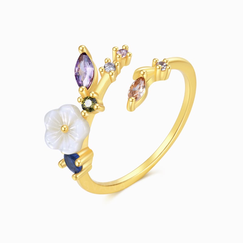 “A Link That Can Never Be Undone” Crystal White Blossom Ring